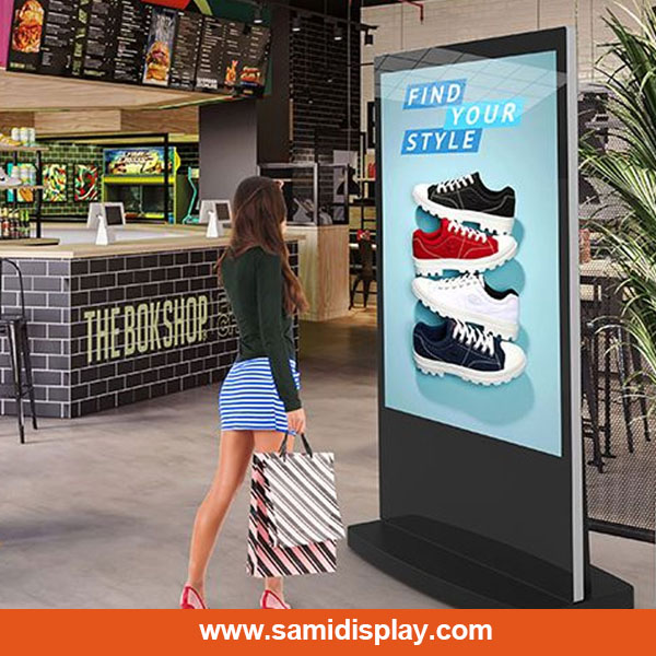 What benefit you can get from LCD digital signage?